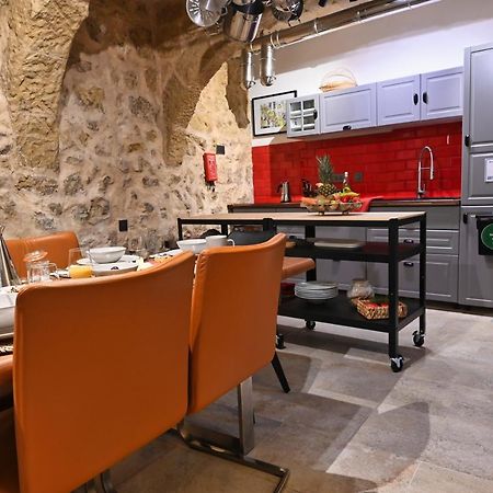 Il-Kastell - Not Only For Royals Hotel Victoria Bagian luar foto