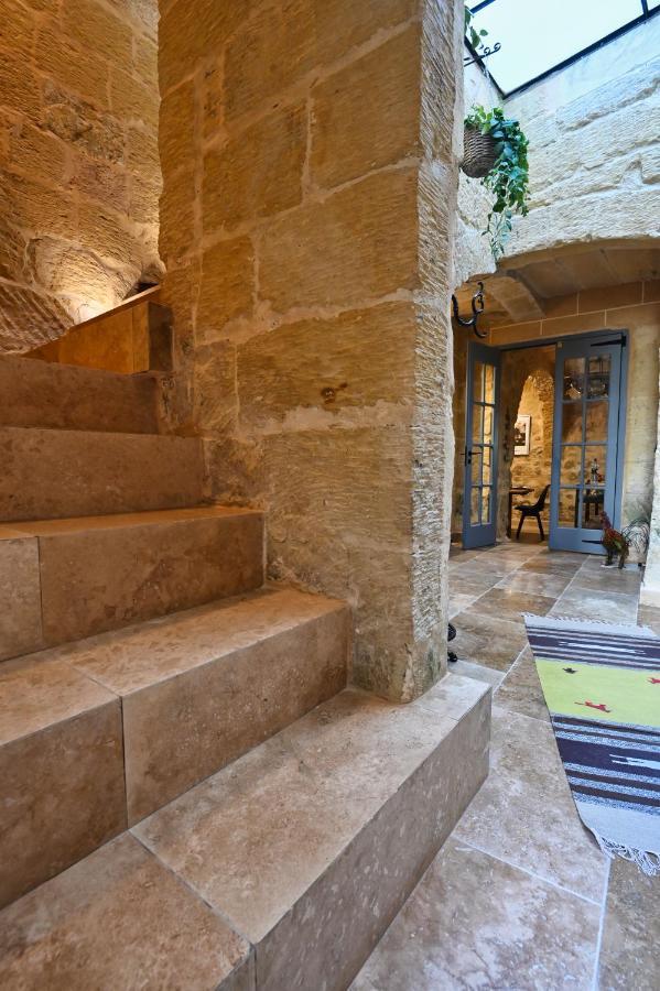Il-Kastell - Not Only For Royals Hotel Victoria Bagian luar foto