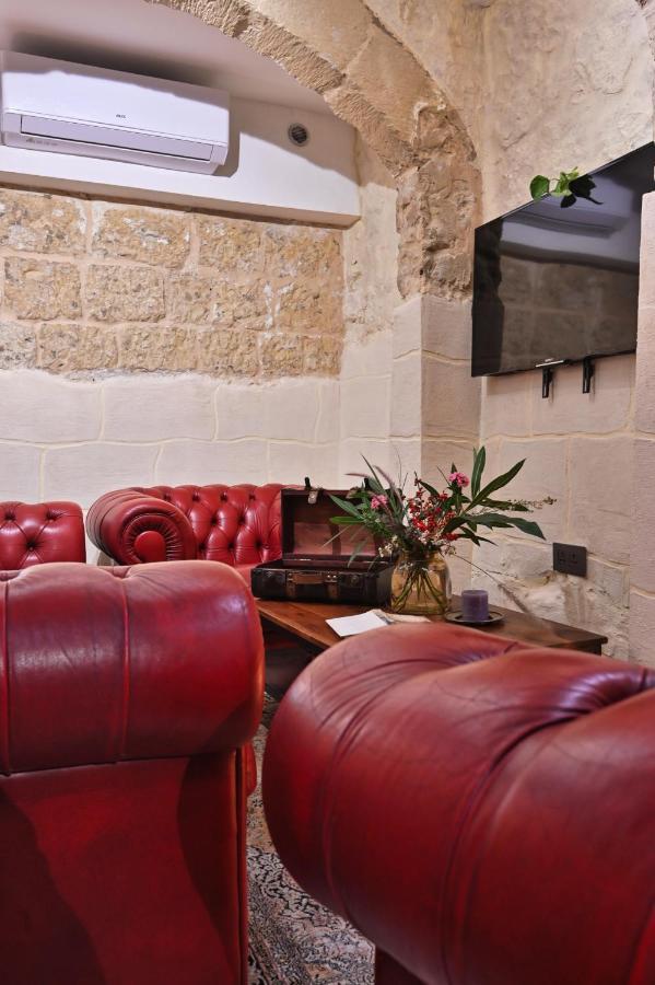 Il-Kastell - Not Only For Royals Hotel Victoria Bagian luar foto